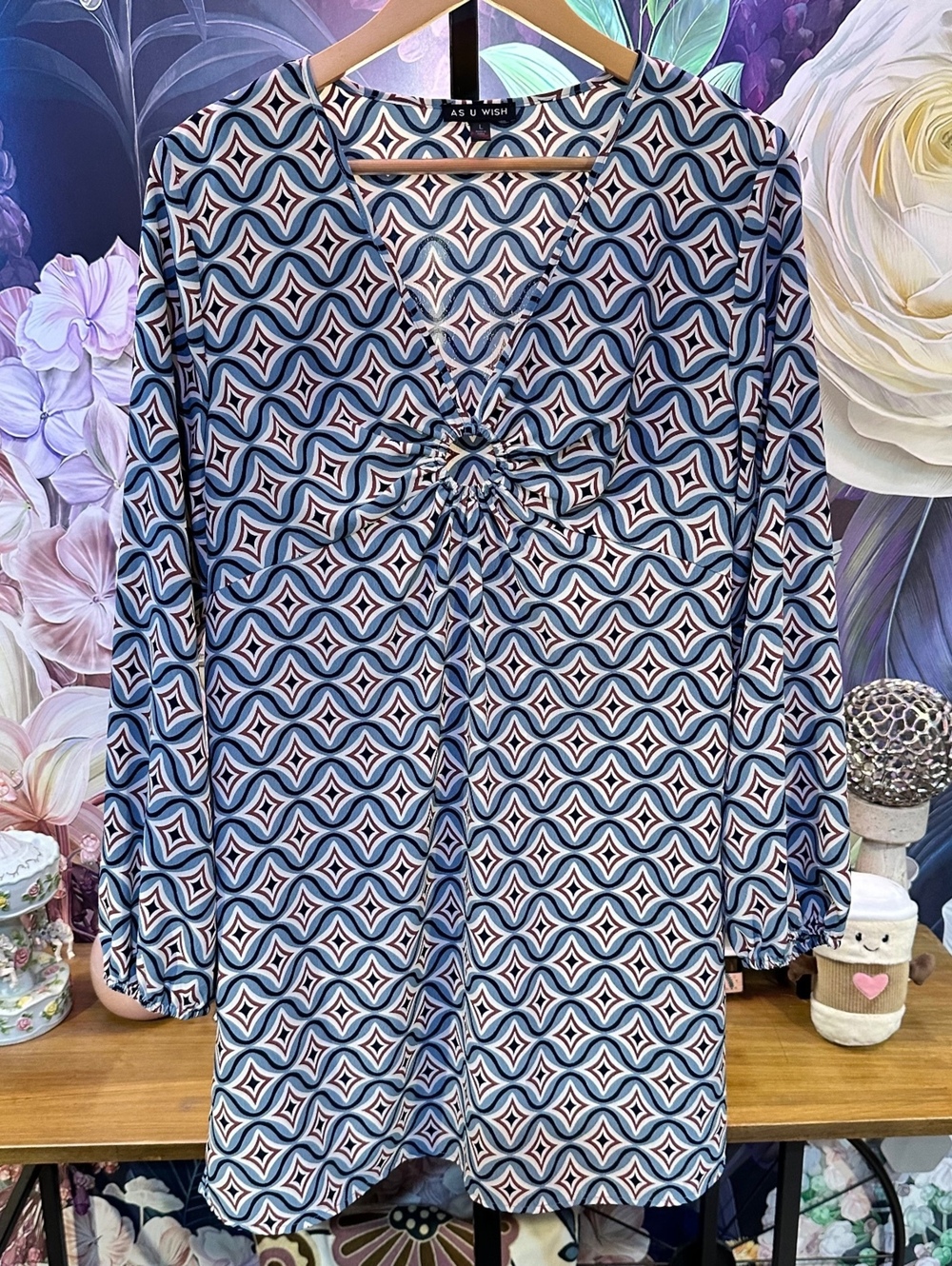 As U Wish L Geometric Print Dress Ruched Front V Neck Retro Boho Long Sleeve